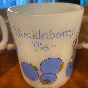 Huckleberry Pie-Strawberry shortcake- set of 4 mugs